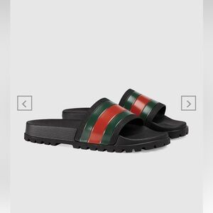 PRODUCT DETAILS

Style ‎429469 GIB10 1098

Gucci Lido.

Made in Italy